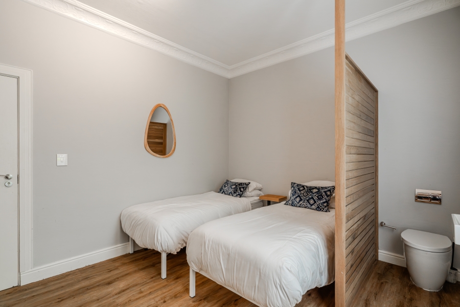 5 Bedroom Property for Sale in Simons Kloof Western Cape